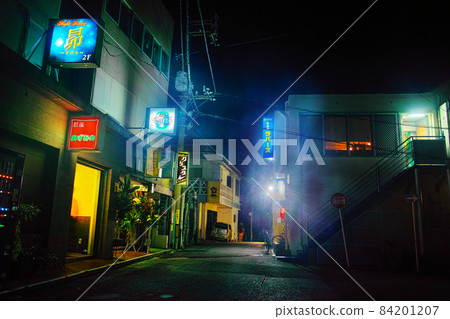 Night entertainment district in Miyakojima City, Okinawa Prefecture Night entertainment district in Miyakojima City, Okinawa Prefecture 84201207