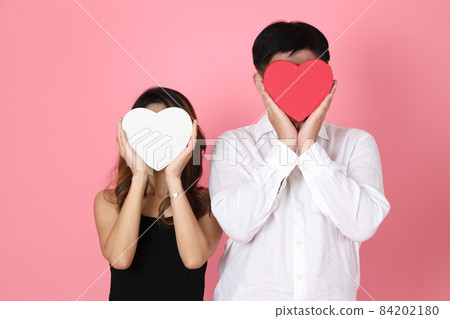 Pink Asian Couple Pink Asian Couple 84202180