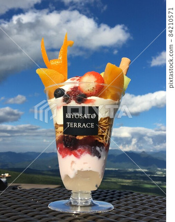 《山梨縣》 Kiyosato Terrace / Kiyosato Sky Parfait 《山梨縣》 Kiyosato Terrace / Kiyosato Sky Parfait 84210571