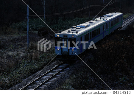 [Biei-cho, Hokkaido] Furano Line in early winter November 84214513