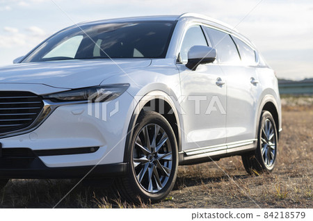 Car SUV Car SUV 84218579