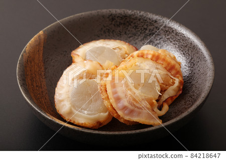 Grilled scallops Grilled scallops 84218647