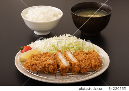 Tonkatsu set menu Tonkatsu set menu 84220365
