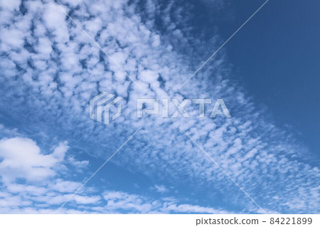 藍天和雲彩 藍天和雲彩 84221899