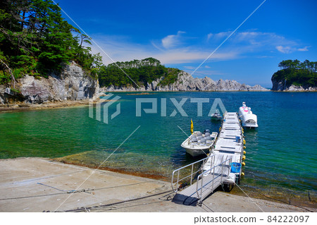 Jodogahama / Sappa Ship Departs Jodogahama Marine House Pier / Tohoku / Miyako City, Iwate Prefecture (2) 84222097