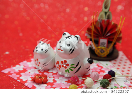 Tiger Year Tiger Year Zodiac Parent and Child New Year's Material Red Back Sideways Sideways 84222207