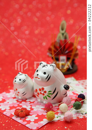 Tiger year Tiger year Zodiac parent and child New Year's material Red back Horizontal vertical 84222212