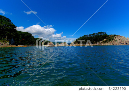 Jodogahama ・ A view of the paradise of Jodogahama, which spreads around Jodogahama from a sightseeing map boat ・ Miyako City, Iwate Prefecture, Tohoku (3) Jodogahama ・ A view of the paradise of Jodogahama, which spreads around Jodogahama from a sightseeing map boat ・ Miyako City, Iwate Prefecture, Tohoku (3) 84222390