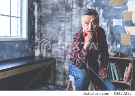 設計師 84223282