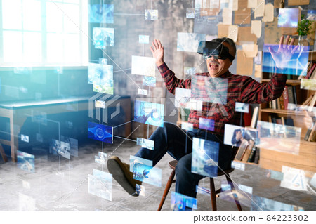 花花公子模特 84223302