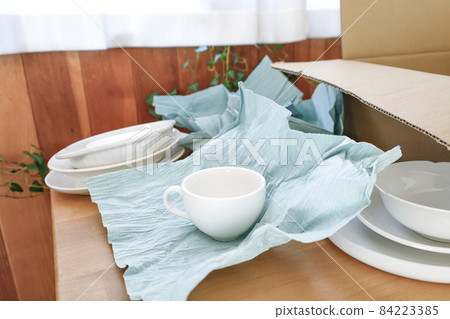 Container and cardboard Container and cardboard 84223385