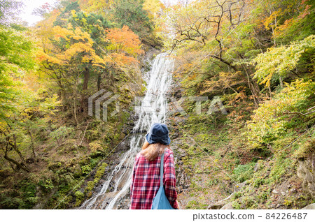 Marugami Waterfall on a middle-aged woman traveling alone 84226487