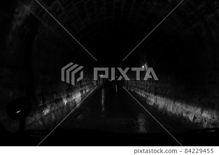 Old Tiancheng tunnel Old Tiancheng tunnel 84229455