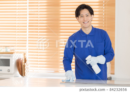 man house cleaning