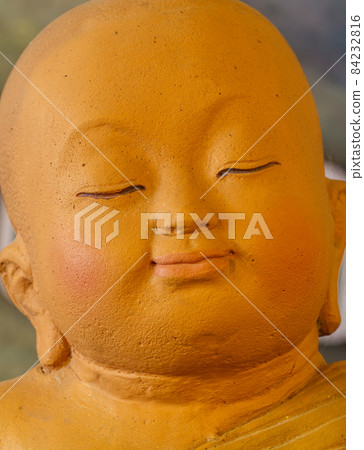 Statues of monks small Statues of monks small 84232816