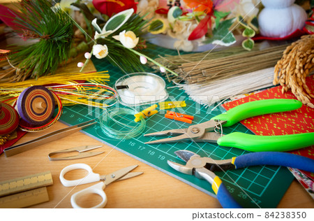 Production of New Year's decorations, handmade New Year's accessories, online sales, hobbies 84238350