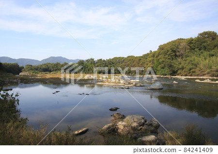 At Nagatoro Valley in early autumn (near the B course boarding area) At Nagatoro Valley in early autumn (near the B course boarding area) 84241409