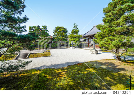 Autumn Daikakuji Temple (Kyoto) Ishibutai 84243294