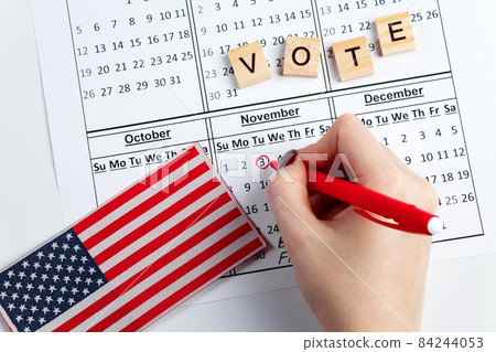 Voting concept, reminder in calendar for the elections on 3 November. Voting concept, reminder in calendar for the elections on 3 November. 84244053