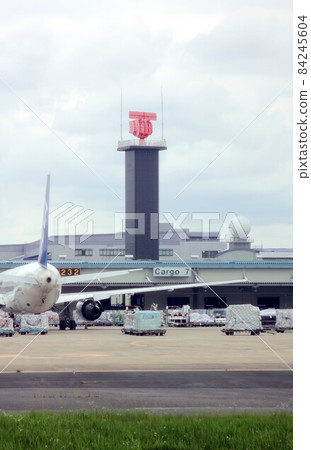 Terminal radar antenna for controlling and monitoring aircraft flying around Narita International Airport 84245604
