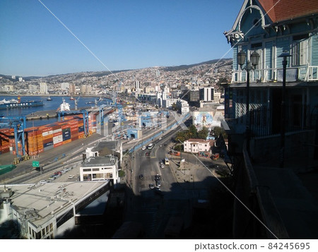 Panoramic, Valparaiso Port and cityscape, in Valparaiso, Chile Panoramic, Valparaiso Port and cityscape, in Valparaiso, Chile 84245695