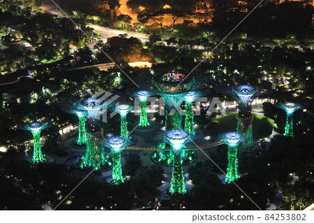 新加坡濱海灣龍巨型度假酒店濱海灣金沙和魚尾獅夜景景點 84253802