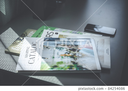 , 雜誌, 雜誌 84254086