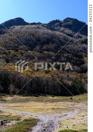 Autumn sunlight Shirane mountain Autumn sunlight Shirane mountain 84255313