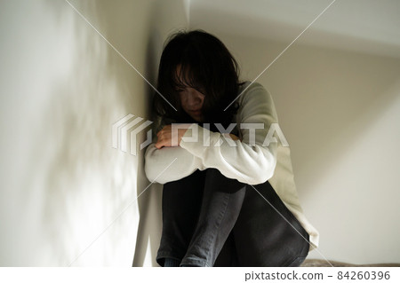 Loneliness DV sad addiction Loneliness DV sad addiction 84260396