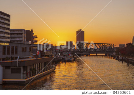 TUGBOAT_TAISHO (Taisho Tag Boat) Osaka City Evening View [Autumn 2021] 84263601