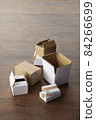 Logistics_cardboard 84266699