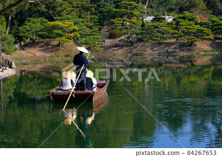 《Kagawa Prefecture》 Ritsurin Garden / Tour Boat 84267653