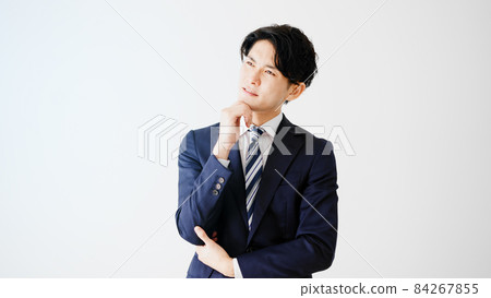 Thinking businessman 84267855