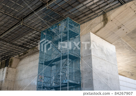 Bridge construction: Underpass and temporary scaffolding Bridge construction: Underpass and temporary scaffolding 84267907