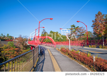 Takatsudo Gorge Takatsudo Gorge Takatsudo Bridge Autumn leaves and autumn scenery 84268323