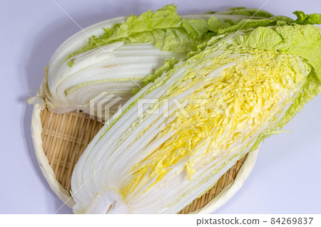 White background Chinese cabbage 1/4 cut White background Chinese cabbage 1/4 cut 84269837
