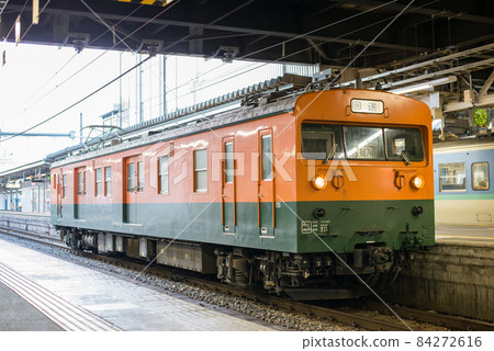 Kumoya 143-52 JNR 143系列列車松本站 84272616