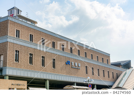JR Takarazuka Station in fine weather, Takarazuka City, Hyogo Prefecture JR Takarazuka Station in fine weather, Takarazuka City, Hyogo Prefecture 84274560