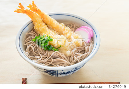 Soba with big shrimp heaven 84276049