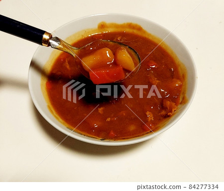 Japanese curry rice, home taste Japanese curry rice, home taste 84277334