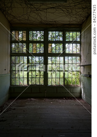 Ruins, ruins, abandoned hospitals, closed schools Ruins, ruins, abandoned hospitals, closed schools 84277435