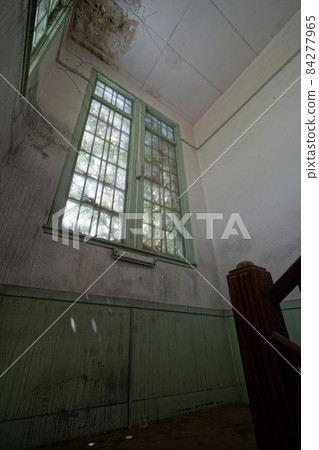 Ruins, ruins, abandoned hospitals, closed schools Ruins, ruins, abandoned hospitals, closed schools 84277965