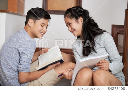 Please Help Me with Homework Please Help Me with Homework 84278408
