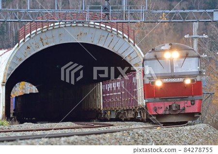 關所線 Horoka（新） JR Freight DF200-12（五棱郭） 84278755