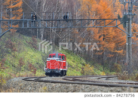 關所線堀岡（新）JR北海道DE10-1690（釧路） 84278756