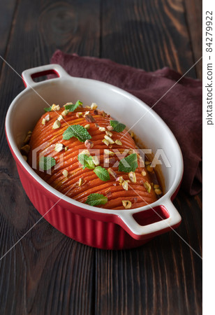 Hasselback pumpkin Hasselback pumpkin 84279922