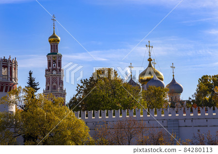 Novodevichy convent (Bogoroditse-Smolensky monastery) on a sunny autumn day. Moscow, Russia. UNESCO world heritage site Novodevichy convent (Bogoroditse-Smolensky monastery) on a sunny autumn day. Moscow, Russia. UNESCO world heritage site 84280113