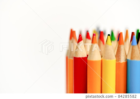 彩色鉛筆 84285582