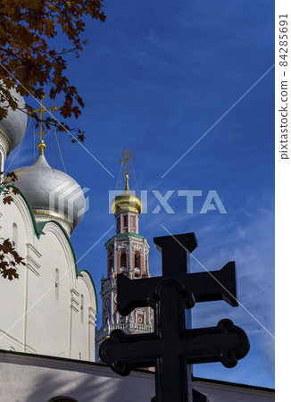 Novodevichy convent (Bogoroditse-Smolensky monastery) on a sunny autumn day. Moscow, Russia. UNESCO world heritage site Novodevichy convent (Bogoroditse-Smolensky monastery) on a sunny autumn day. Moscow, Russia. UNESCO world heritage site 84285691