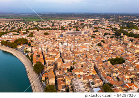 Bird's eye view of Arles, France 84287020